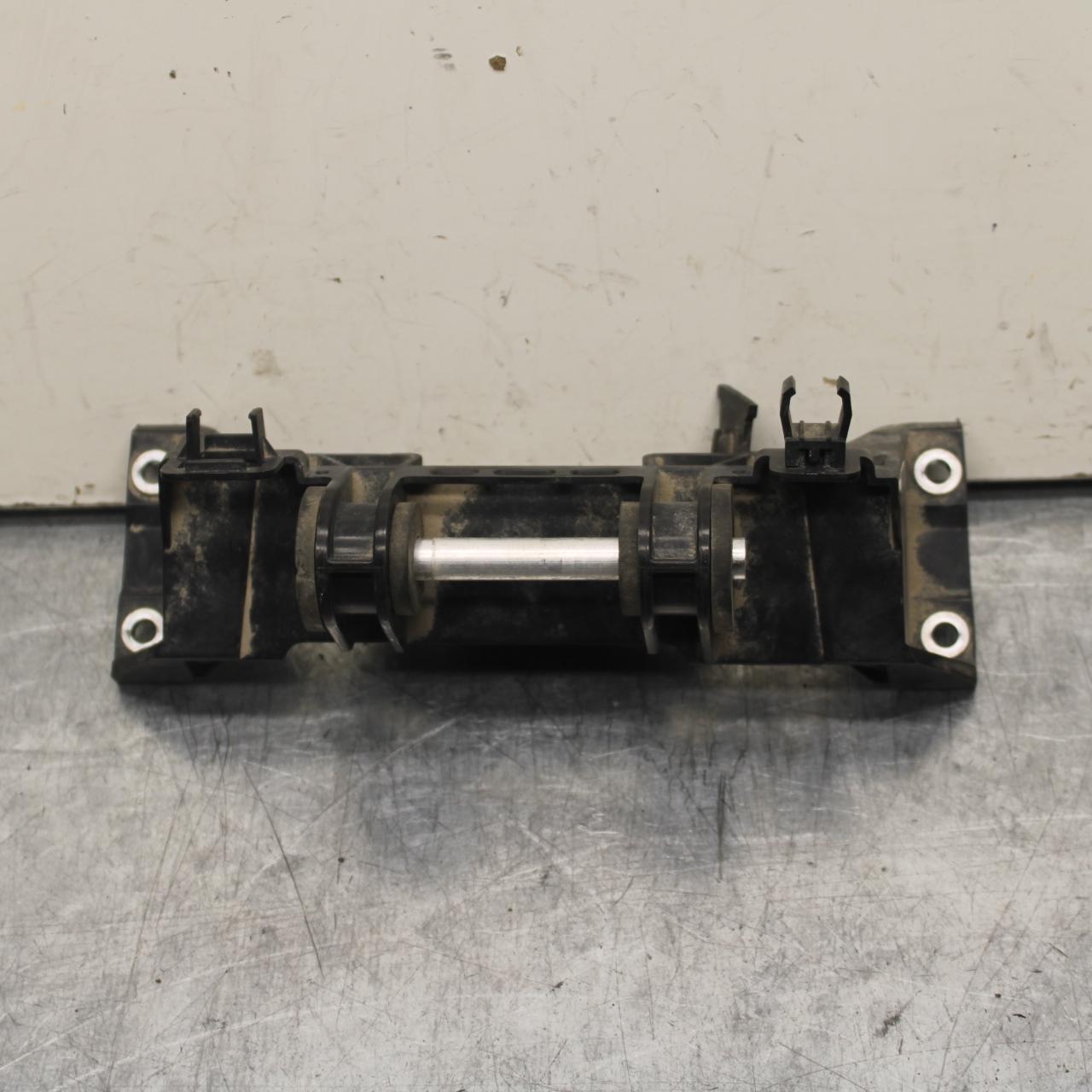 2016 BMW S1000R ABS FRONT GAS TANK BRACKET MOUNT BB604