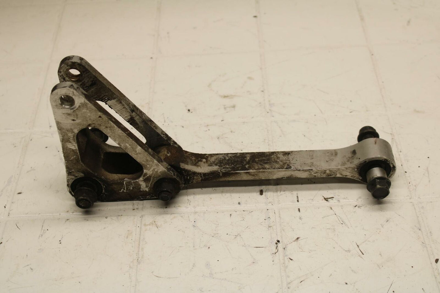 98-99 YAMAHA YZF R1 REAR DOGBONE SHOCK LINKAGE LINK BB16