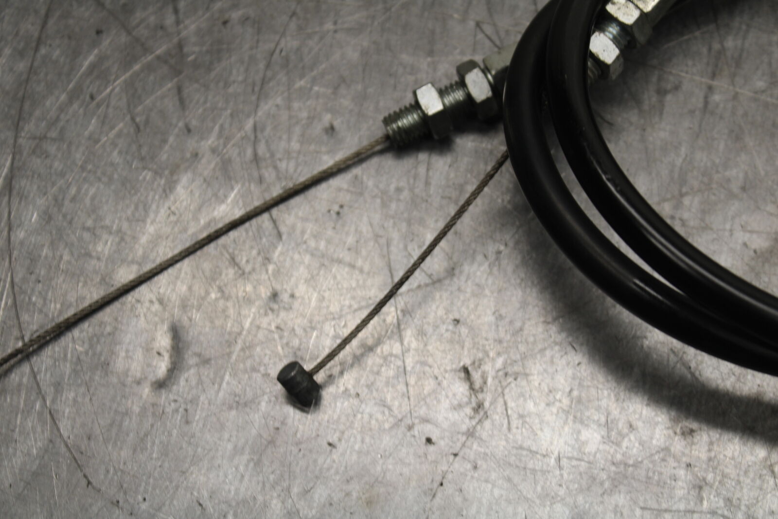 01-02 SUZUKI GSXR1000 THROTTLE CABLES LINES BB113