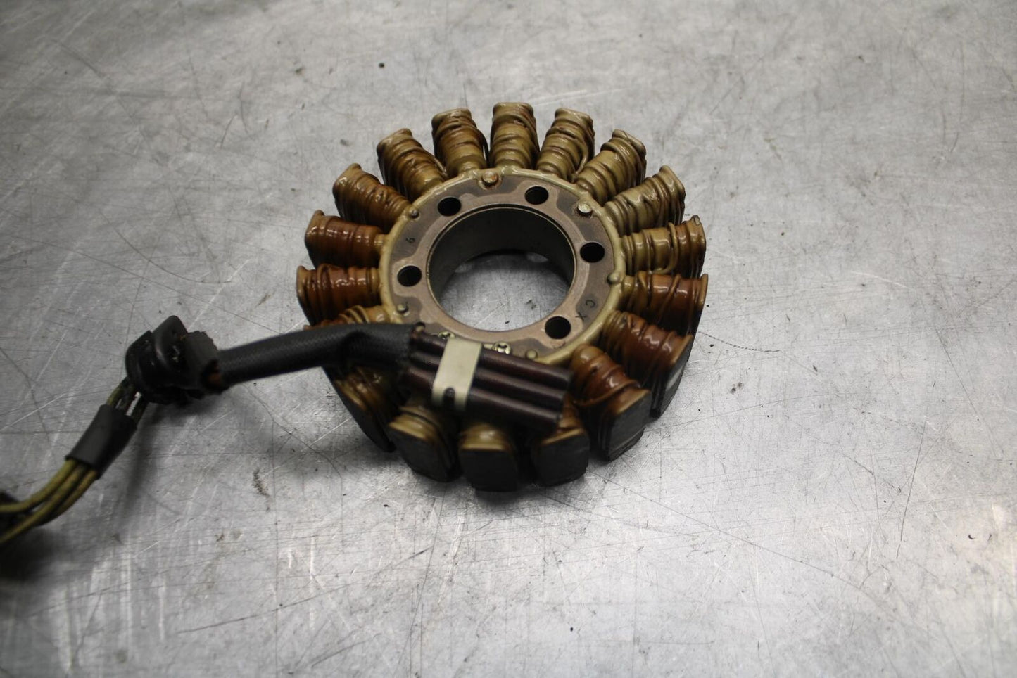 2002 Suzuki GSXR1000 STATOR GENERATOR ALTERNATOR MAGNETO 31401-18G00 BB36