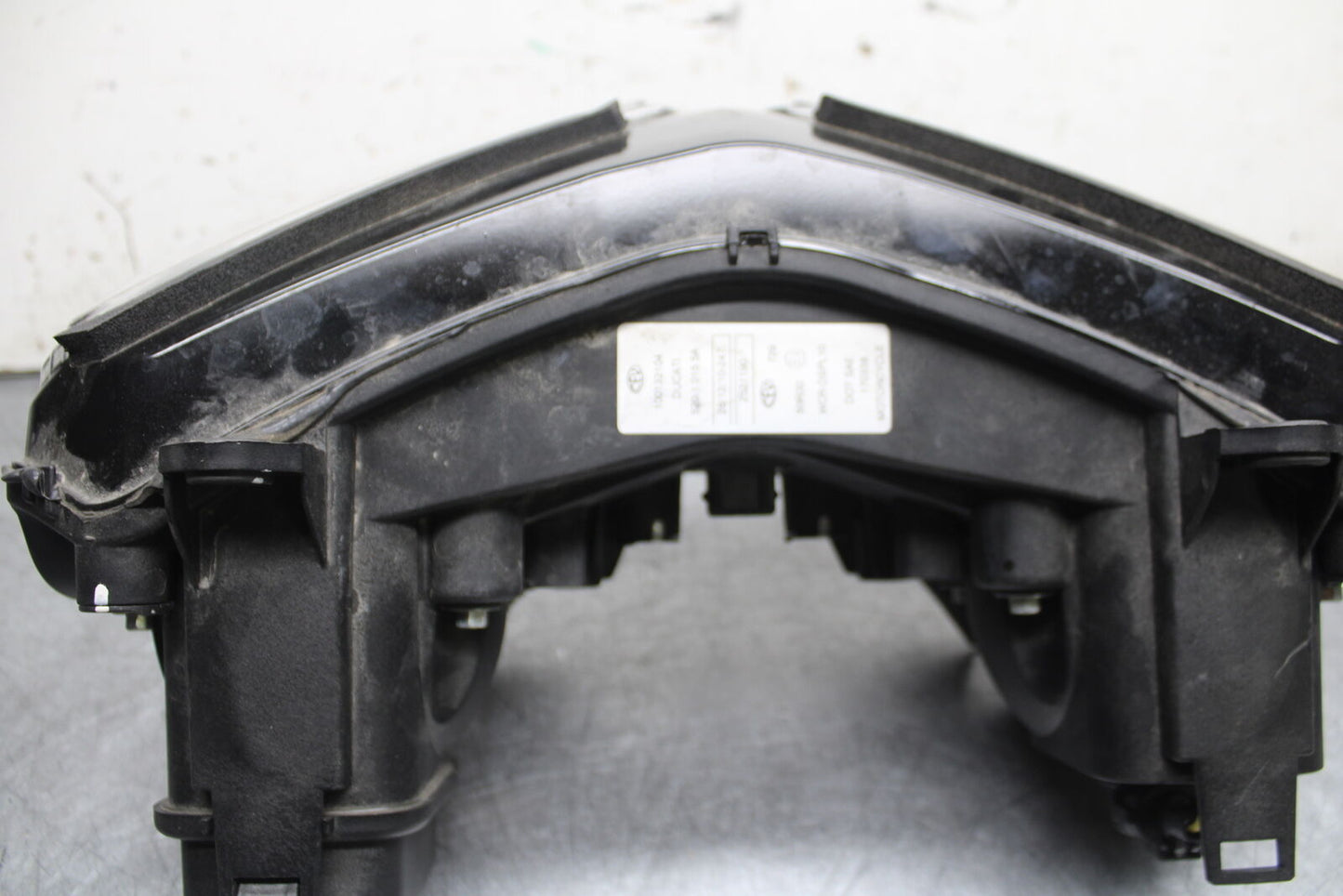 08-13 DUCATI 848 EVO FRONT HEADLIGHT HEAD LIGHT LAMP BB667