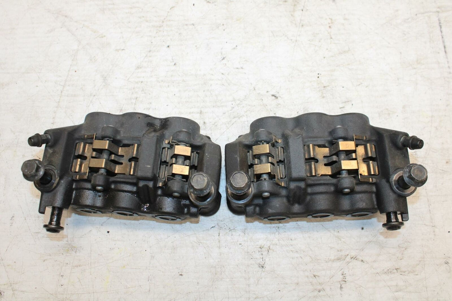 09-14 YAMAHA YZF R1 RIGHT LEFT FRONT BRAKE CALIPER SET PAIR CALIPERS BB286