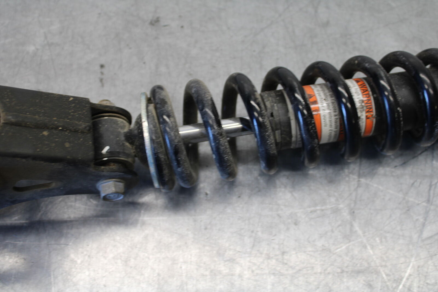 19-22 KAWASAKI Z400 REAR BACK SHOCK ABSORBER SUSPENSION BB708