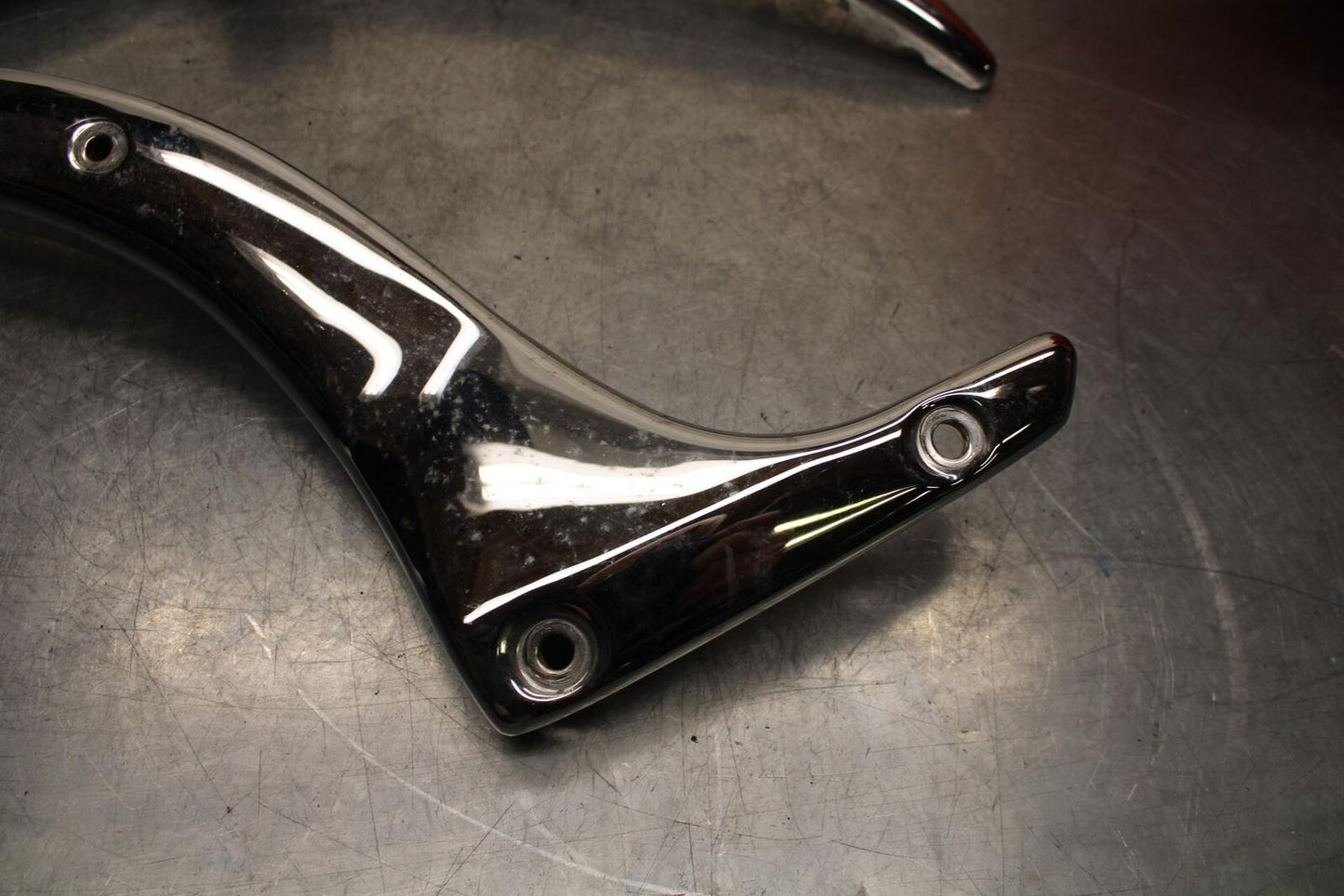 2013 Suzuki Boulevard C50T REAR BACK FENDER SUPPORT SUBFRAME 63130-06J01 BB625