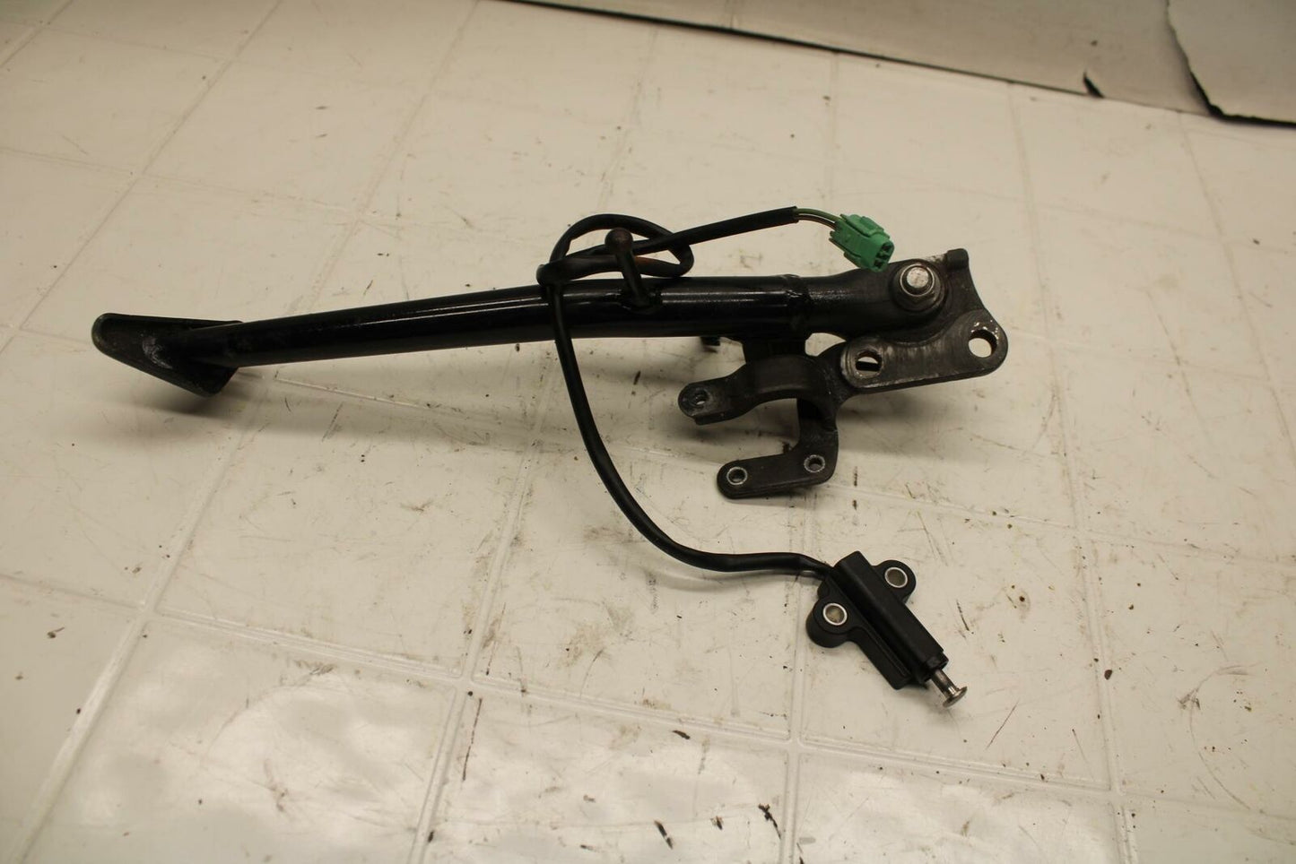 01 SUZUKI GSXR1000 KICKSTAND SIDE KICK STAND BB10
