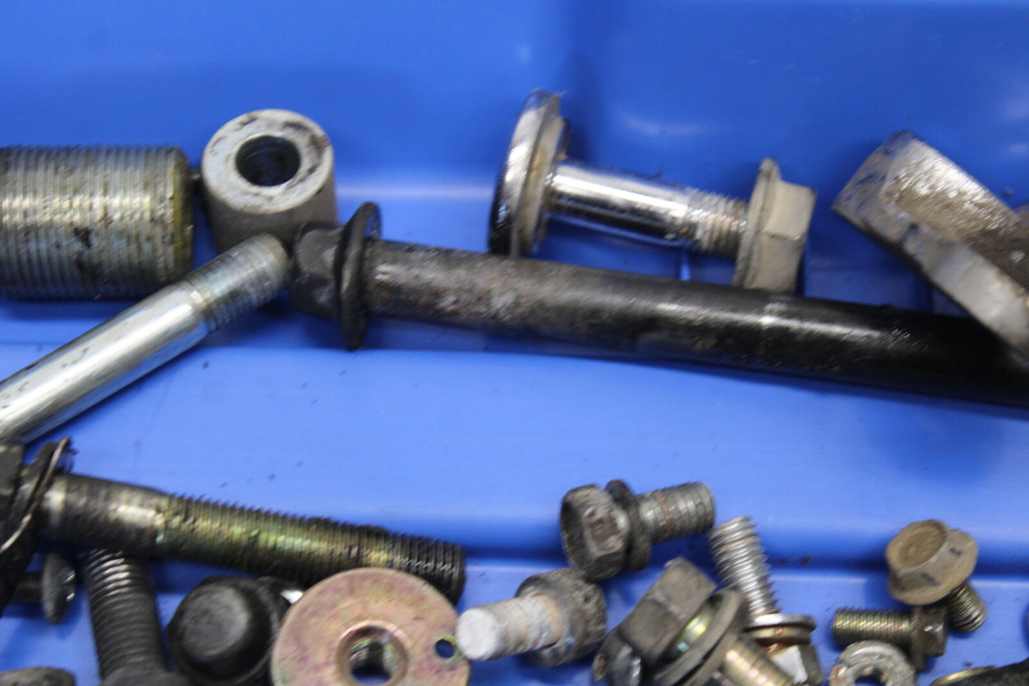 85-86 SUZUKI MADURA 1200 MOUNTING BOLTS HARDWARE MOTOR SCREWS BB691