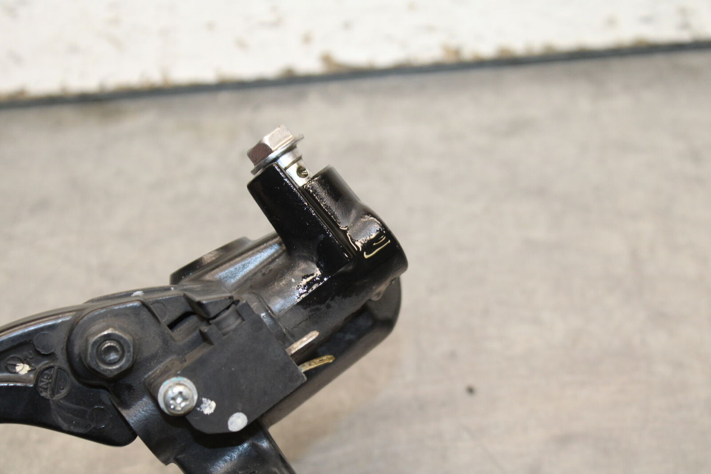 19-22 KAWASAKI Z400 FRONT BRAKE MASTER CYLINDER w/ LEVER BB738