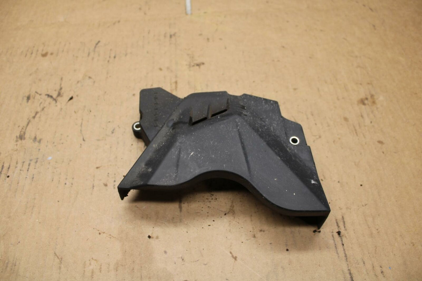 15-17 YAMAHA YZF R3 ENGINE SPROCKET COVER BB380