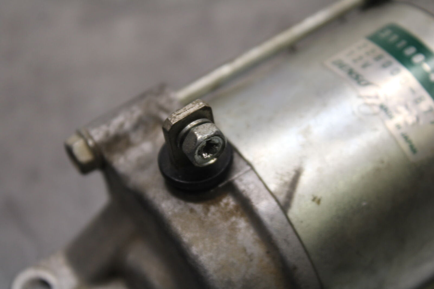 01-02 SUZUKI GSXR1000 ENGINE STARTING STARTER MOTOR -DC 12V BB113