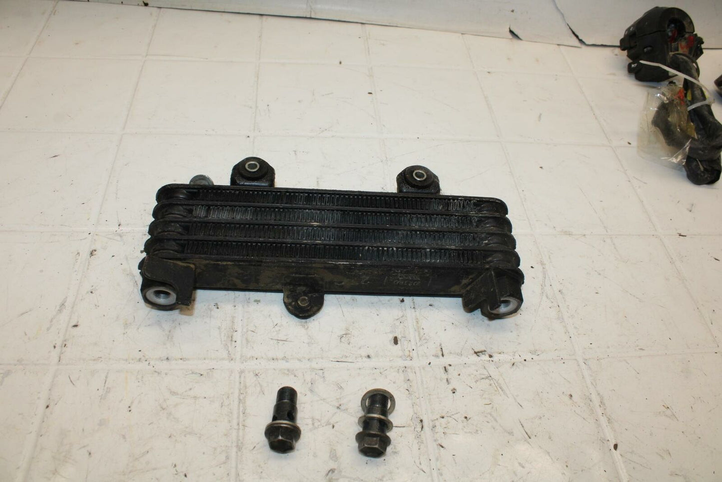 03-07 SUZUKI SV650 ABS ENGINE MOTOR OIL COOLER BB22