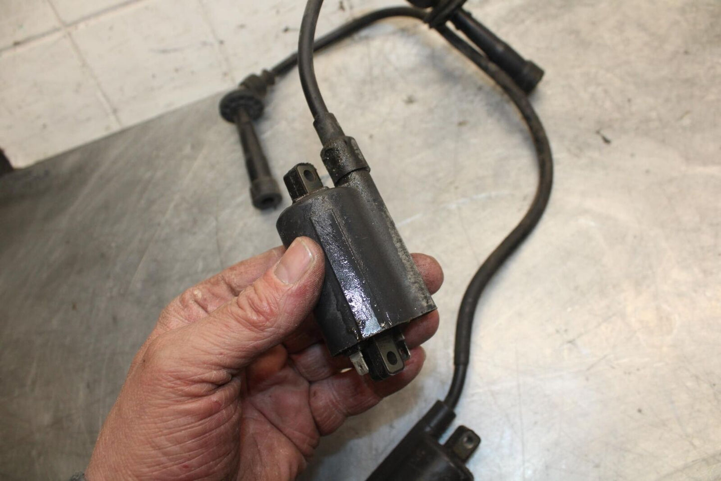 1998 Suzuki TL1000S IGNITION COILS COIL SPARK PLUG CAPS BB508