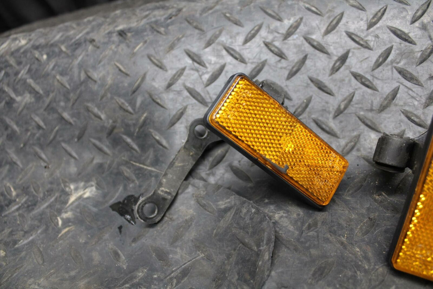 86 SUZUKI GS750ES FRONT REFLECTORS REFLECTOR SET PAIR BB233