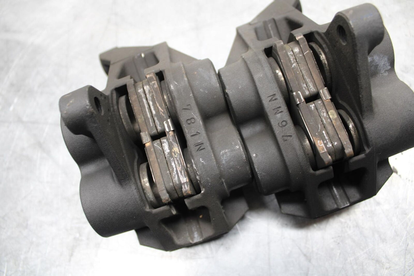 16-22 YAMAHA XSR 700 RIGHT LEFT FRONT BRAKE CALIPER SET PAIR CALIPERS BB475