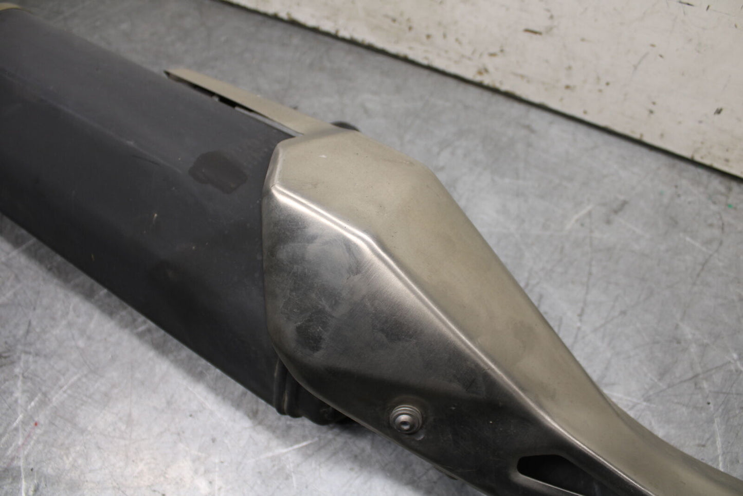 19-22 KAWASAKI Z400 EXHAUST PIPE MUFFLER SLIP ON CAN SILENCER BB708