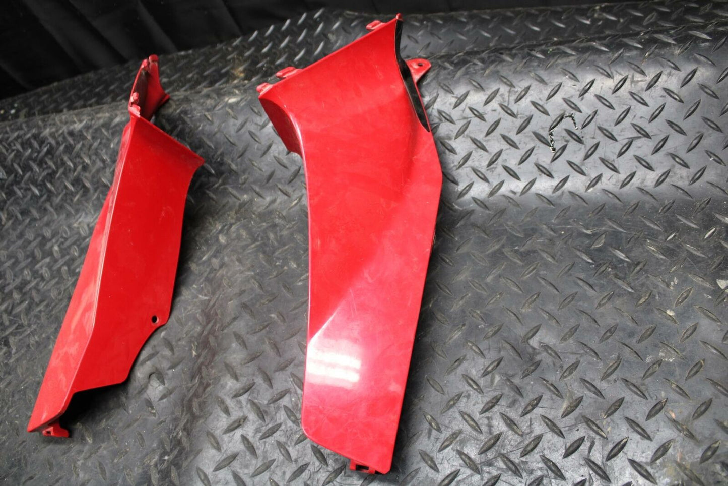03-04 HONDA CBR600RR RIGHT LEFT FRONT DUCT COVERS PANELS COWLS BB200