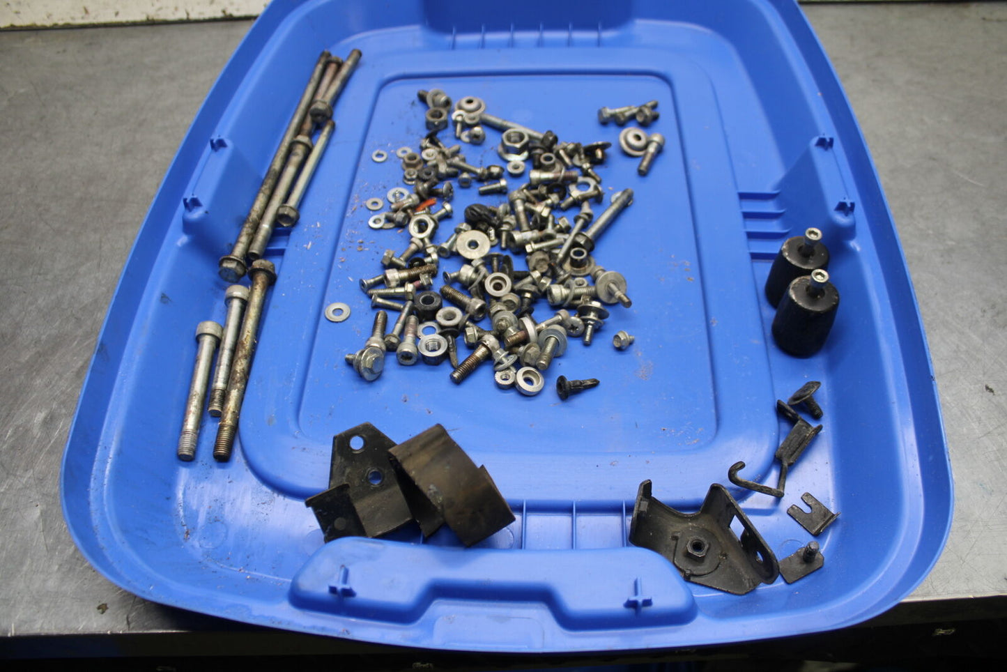 13-16 KTM 390 DUKE MOUNTING BOLTS HARDWARE MOTOR SCREWS BB748