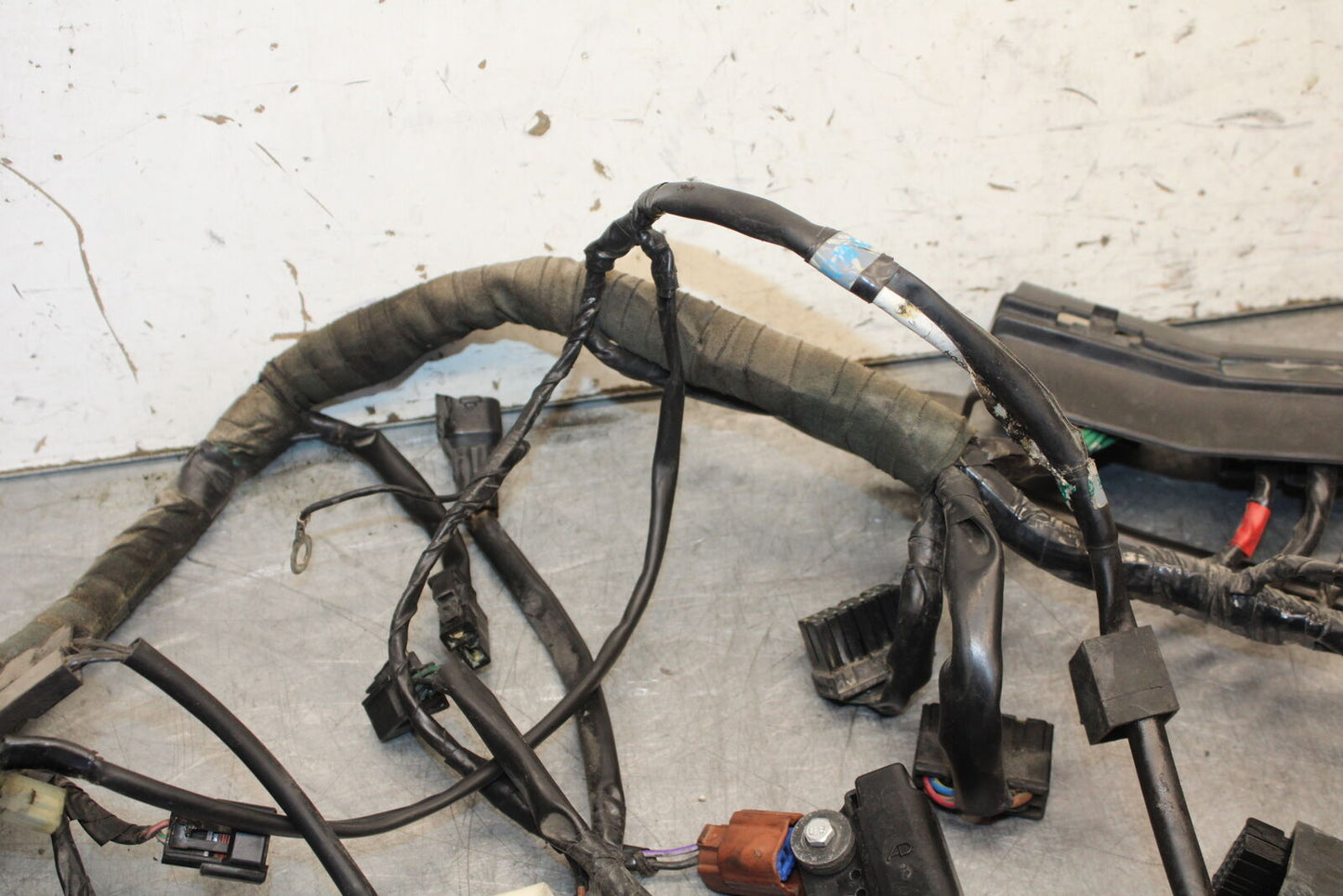 07-08 TRIUMPH DAYTONA 675 MAIN ENGINE WIRING HARNESS WIRE LOOM T2501656 BB685