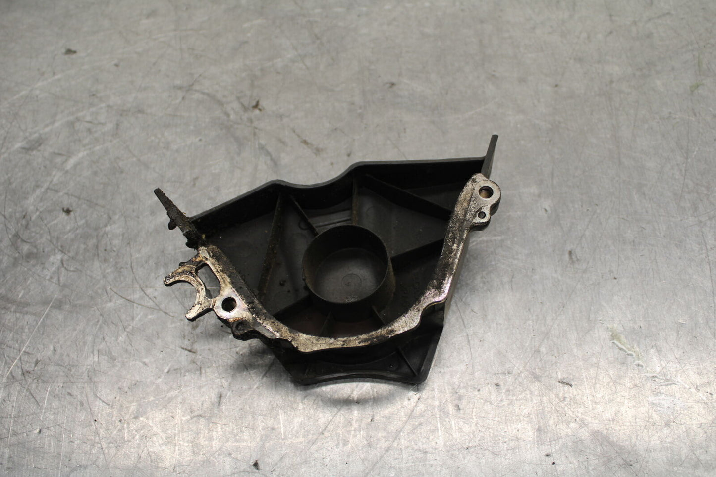 15-16 HONDA CB300F ENGINE SPROCKET COVER BB740