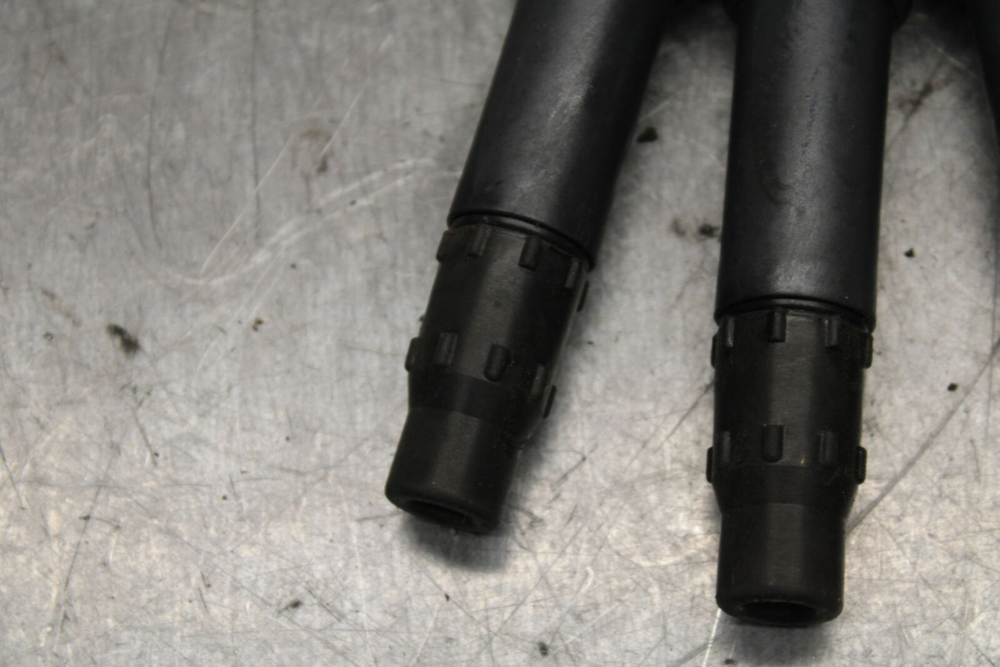 03-04 TRIUMPH DAYTONA 600 IGNITION COILS COIL SPARK PLUG CAPS BB745