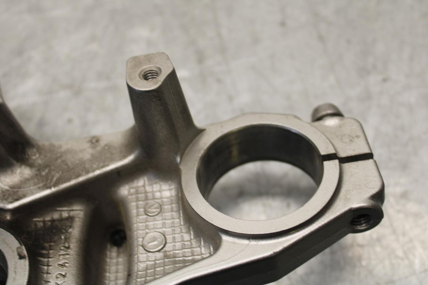 2006 Kawasaki Ninja 650R FORKS UPPER TRIPLE TREE CLAMP 44039-0033-793 BB446