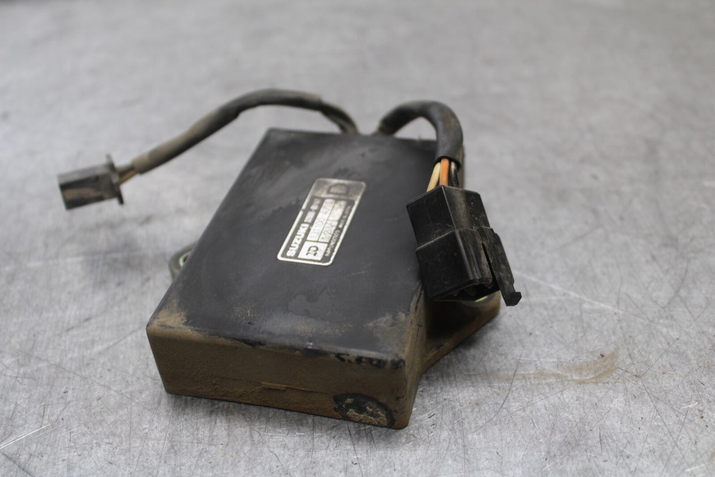 85-86 SUZUKI MADURA 1200 ECU COMPUTER CONTROLLER UNIT BLACK BOX ECM CDI BB691
