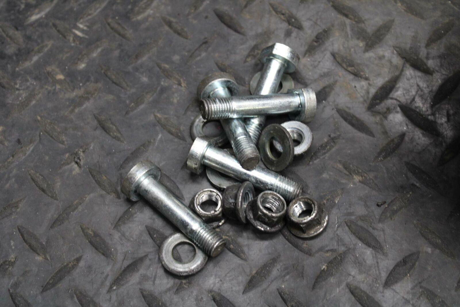 03 SUZUKI SV650S REAR HUB W SHOCK DAMPERS CUSH ABSORBERS BB219