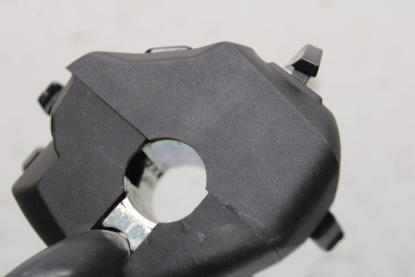 20-23 APRILIA RS660 LEFT CLIP ON HANDLE HORN SIGNALS SWITCH BB643