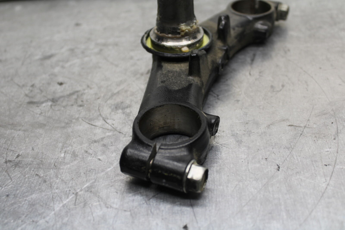 15-16 HONDA CB300F FRONT FORKS CLAMP LOWER TRIPLE TREE STEM BB740