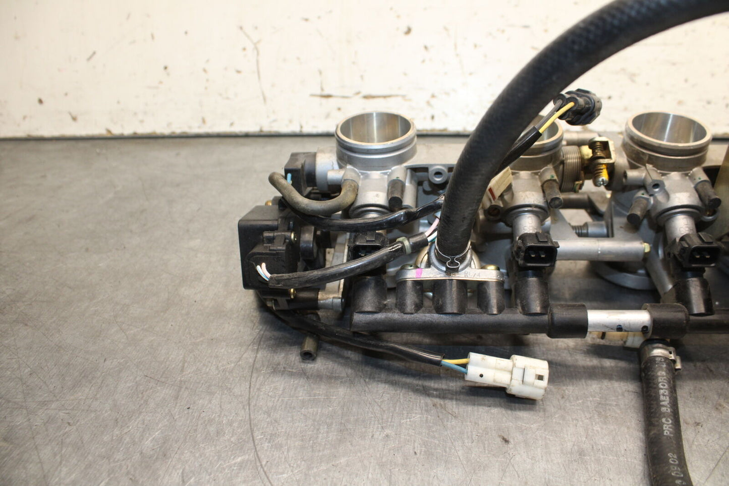 03-04 TRIUMPH DAYTONA 600 MAIN FUEL INJECTORS / THROTTLE BODIES BB745