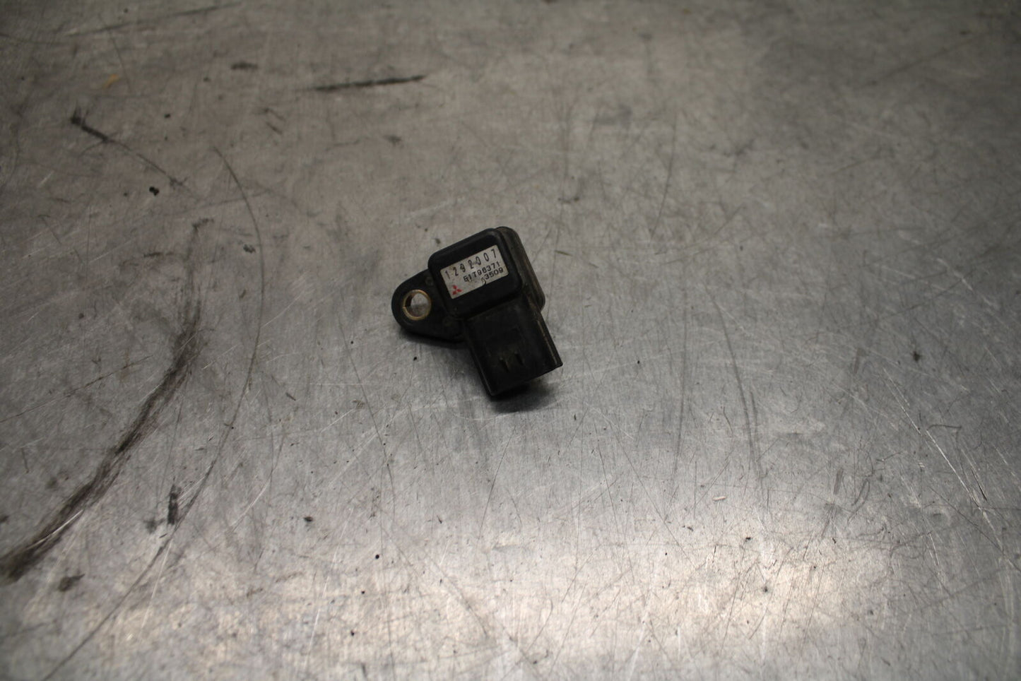 03-04 TRIUMPH DAYTONA 600 MAP MASS AIR FLOW PRESSURE SENSOR BB745