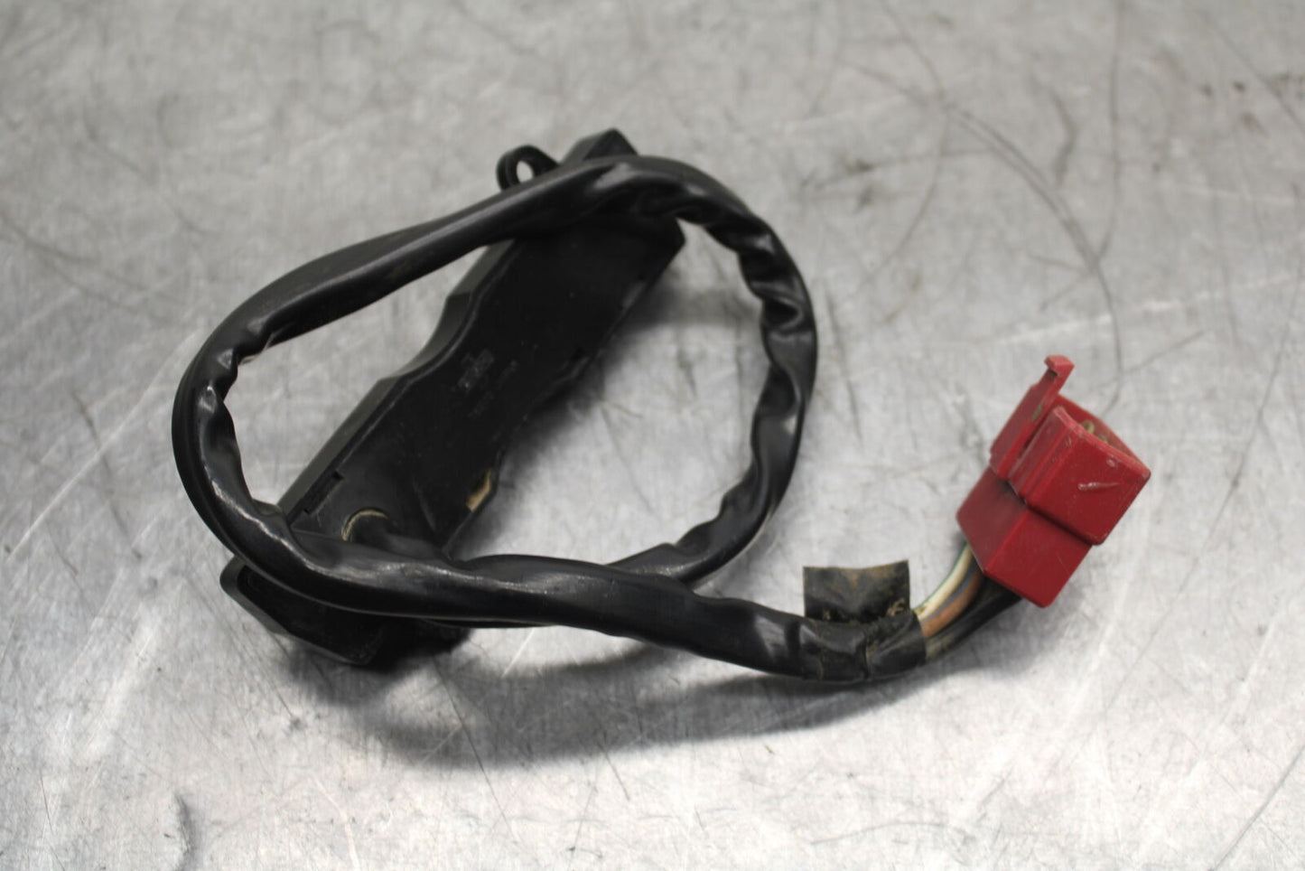 84 HONDA INTERCEPTOR 750 VF750F FUSE BOX BB108