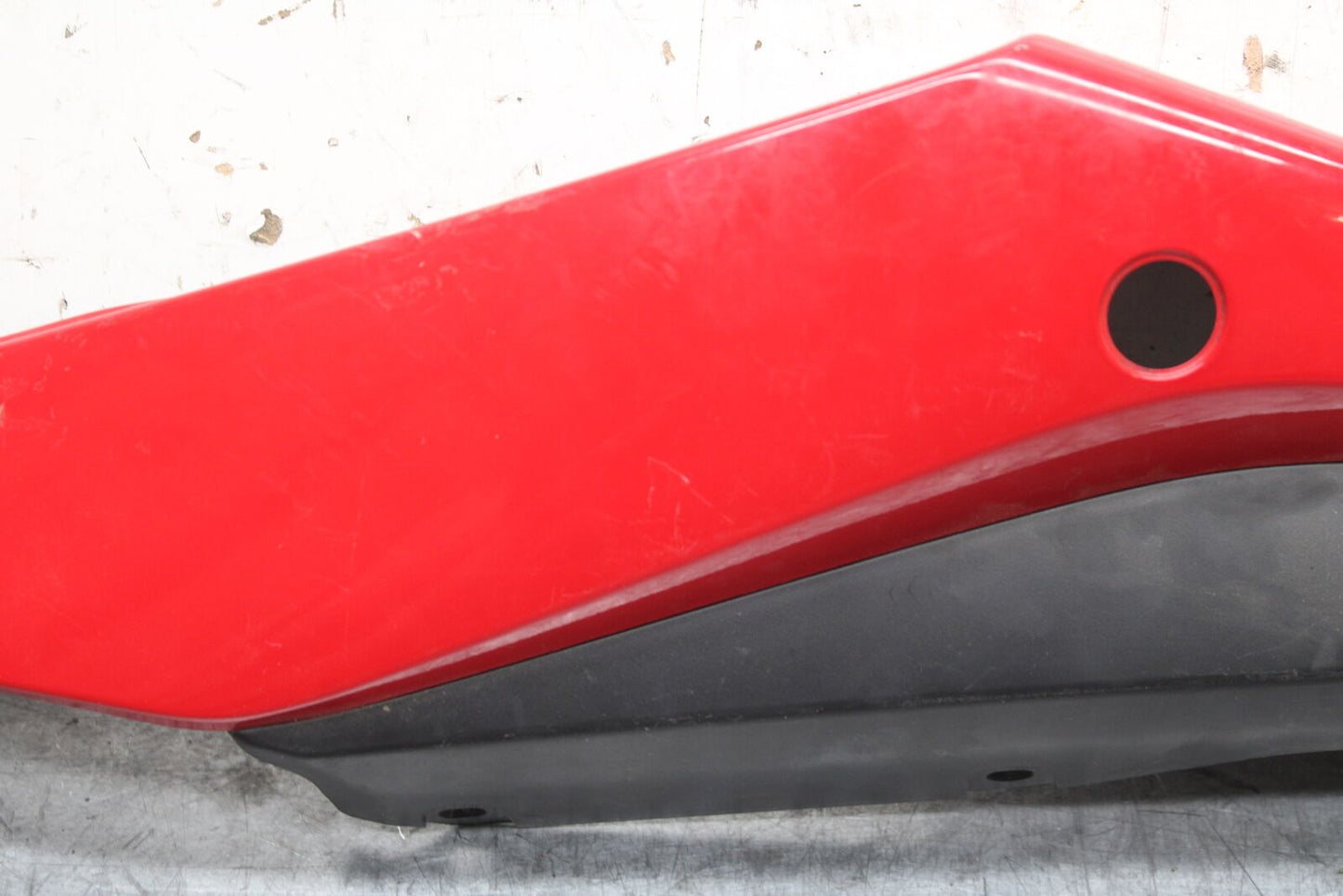 19-24 YAMAHA R3 LEFT REAR BACK TAIL FAIRING COWL SHROUD BB378