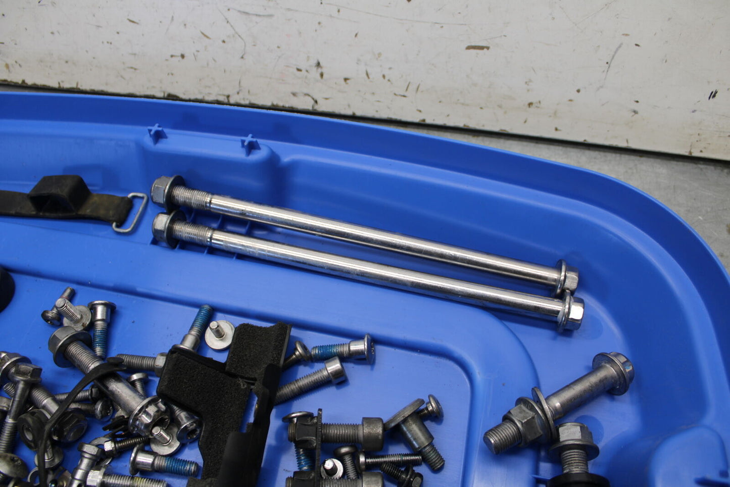 19-21 TRIUMPH SPEED TWIN 1200 MOUNTING BOLTS HARDWARE MOTOR SCREWS BB653