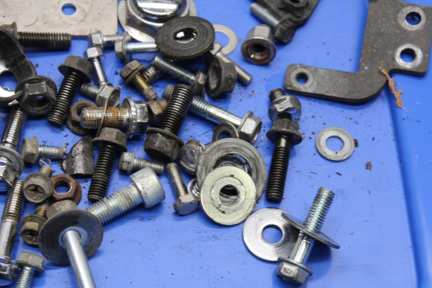 97-03 HONDA SHADOW ACE 750 VT750C MISC MOUNTING BOLTS HARDWARE MOTOR BB618