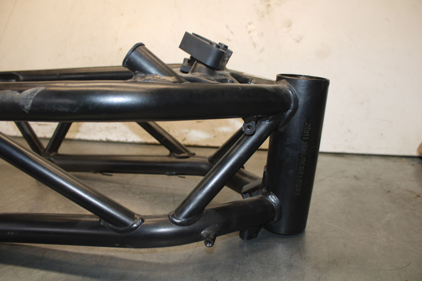 12-13 DUCATI STREETFIGHTER 848 FRAME CHASSIS BB705