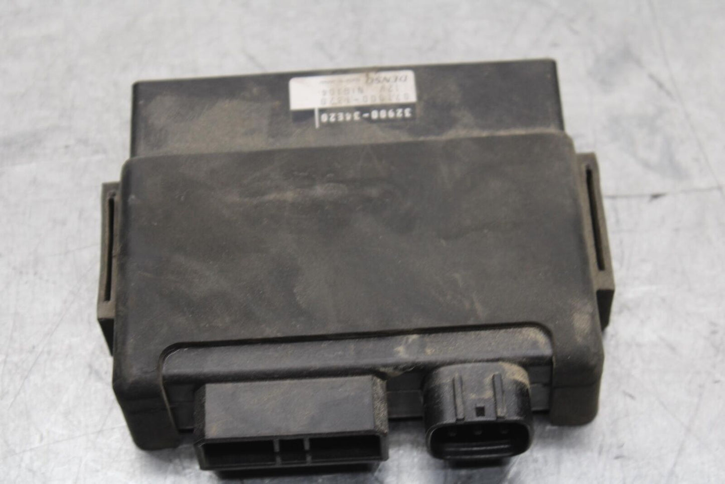 1999 Suzuki GSXR600 ECU COMPUTER CONTROLLER UNIT BLACK BOX ECM CDI BB580