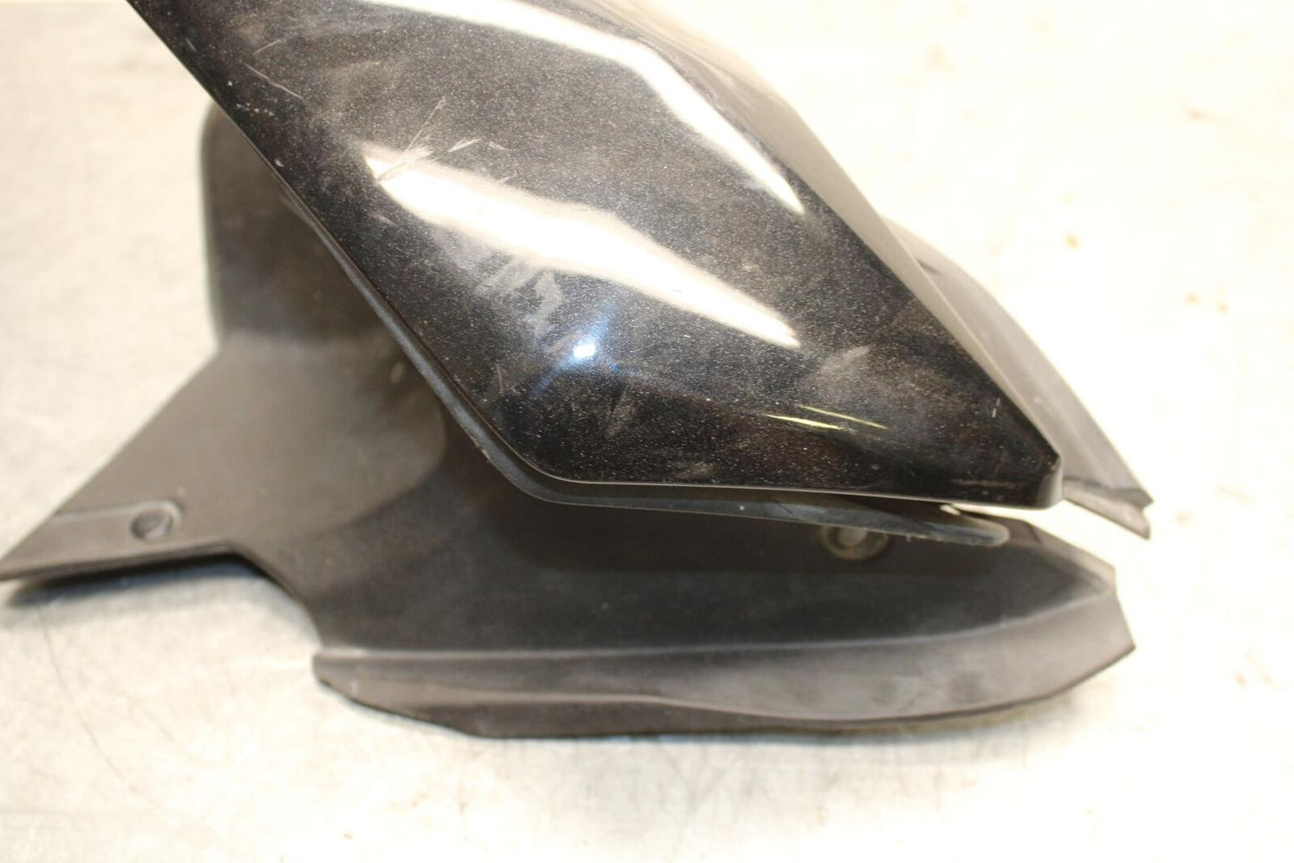 17 KAWASAKI Z900 ZR900 LEFT FRONT UPPER MID SIDE FAIRING COWL PLASTIC BB549