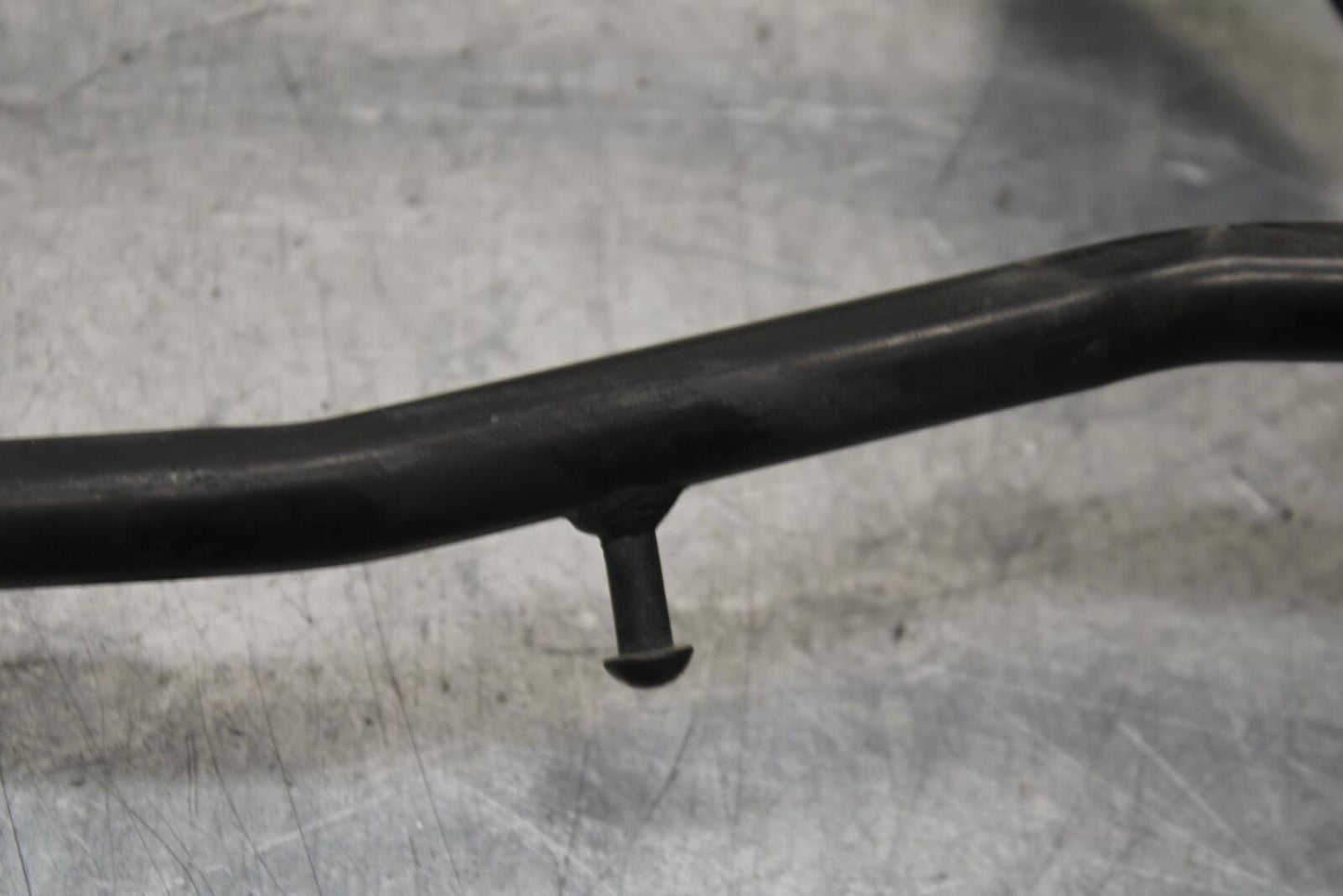 04-09 SUZUKI GS 500 FH GS500F PASSENGER REAR SEAT GRAB BAR HANDLE SET BB97