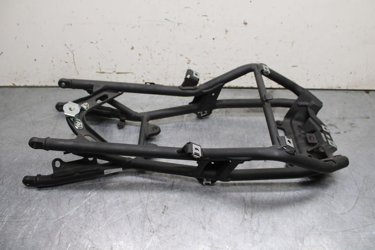 09-11 DUCATI STREETFIGHTER 1098 REAR SUBFRAME BACK SUB FRAME BB705