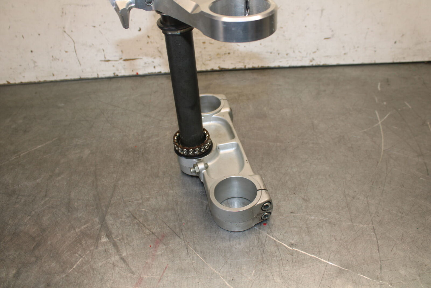 08-10 DUCATI 848 FRONT FORKS CLAMP TRIPLE TREE STEM SET BB705