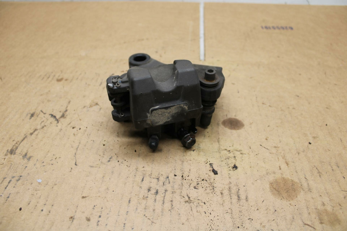 15-17 YAMAHA YZF R3 REAR BACK BRAKE CALIPER W MOUNT BRACKET BB380