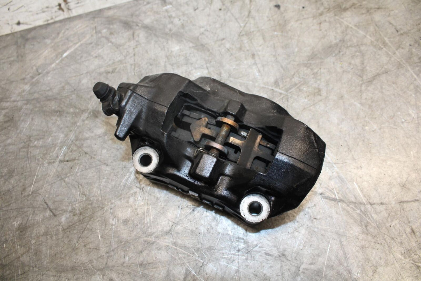 22-23 HUSQVARNA SVARTPILEN 401 FRONT BRAKE CALIPER BB541