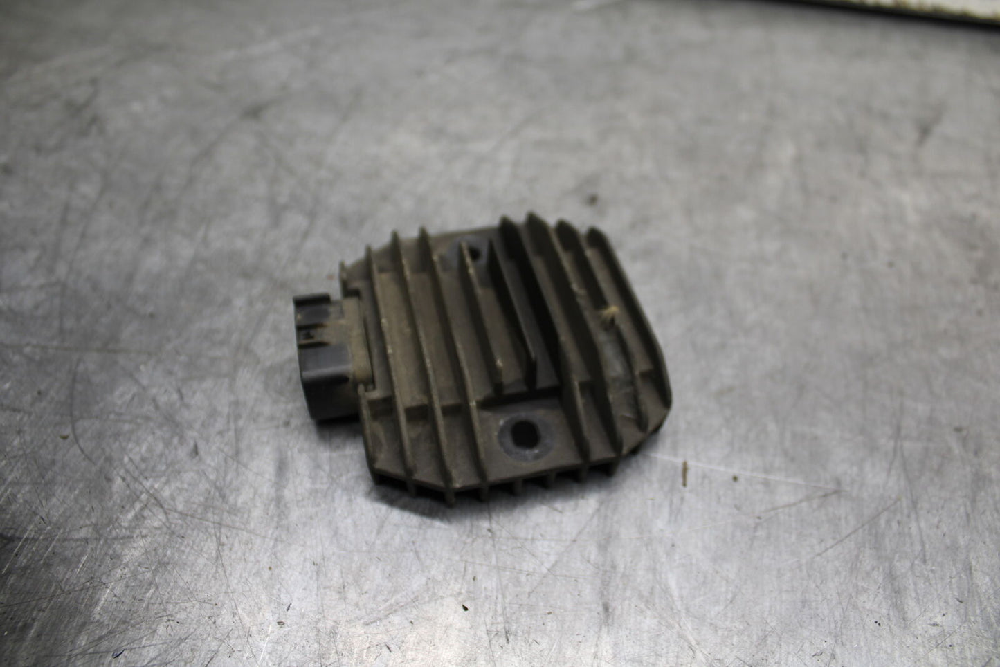 99-00 YAMAHA V STAR 1100 RECTIFIER VOLTAGE REGULATOR BB711