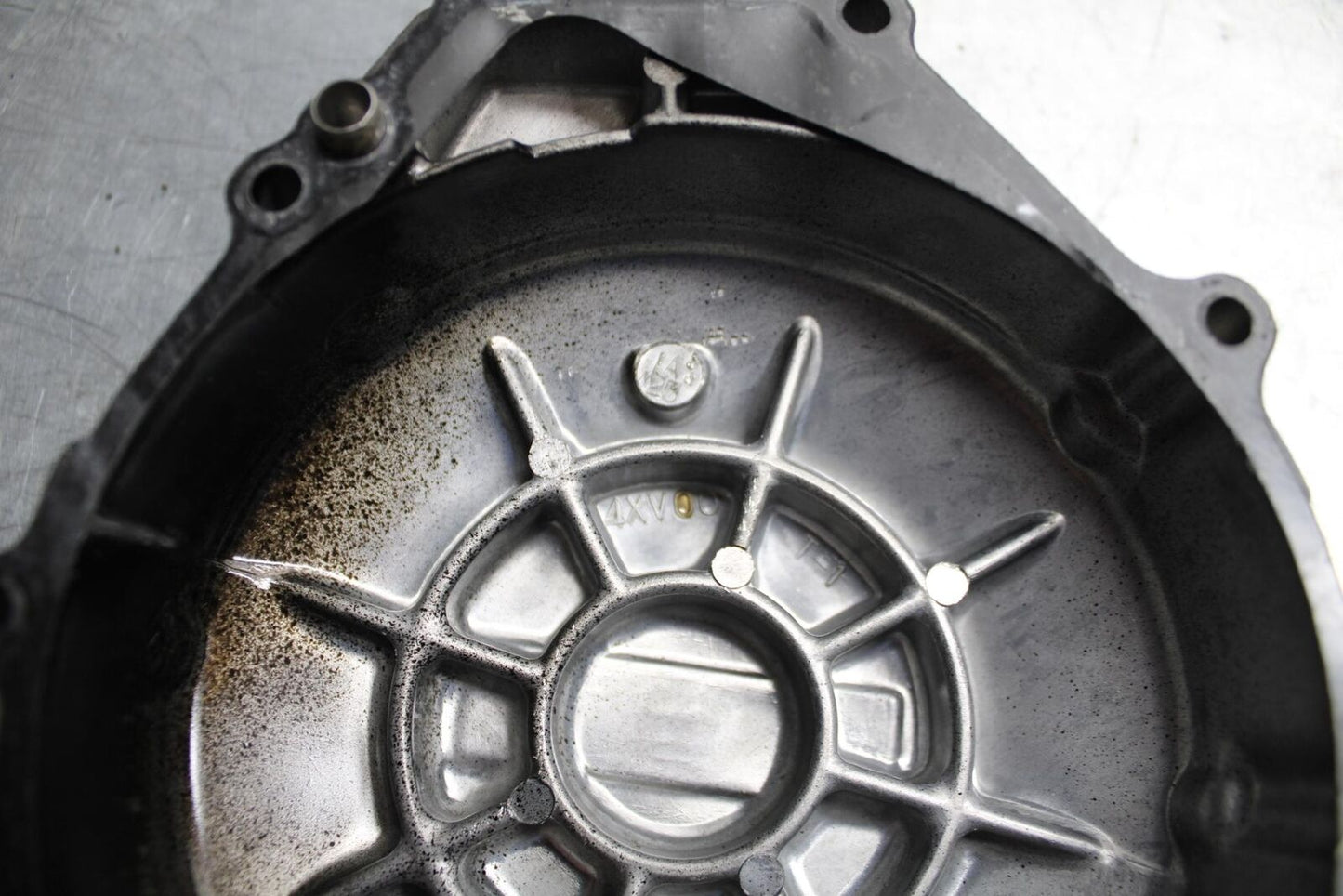 98-99 YAMAHA YZF R1 STATOR MAGNETO ALTERNATOR GENERATOR COVER BB74