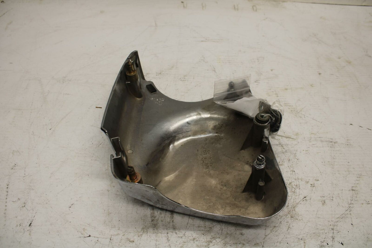 00-07 HONDA SHADOW SABRE 1100 ENGINE SPROCKET COVER BB355