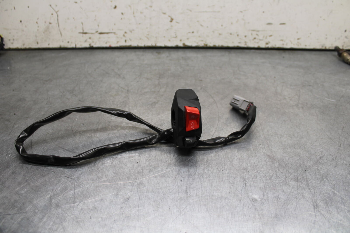 21-24 APRILIA TUONO 660 FACTORY RIGHT CLIP ON HANDLE KILL OFF START SWITCH BB733
