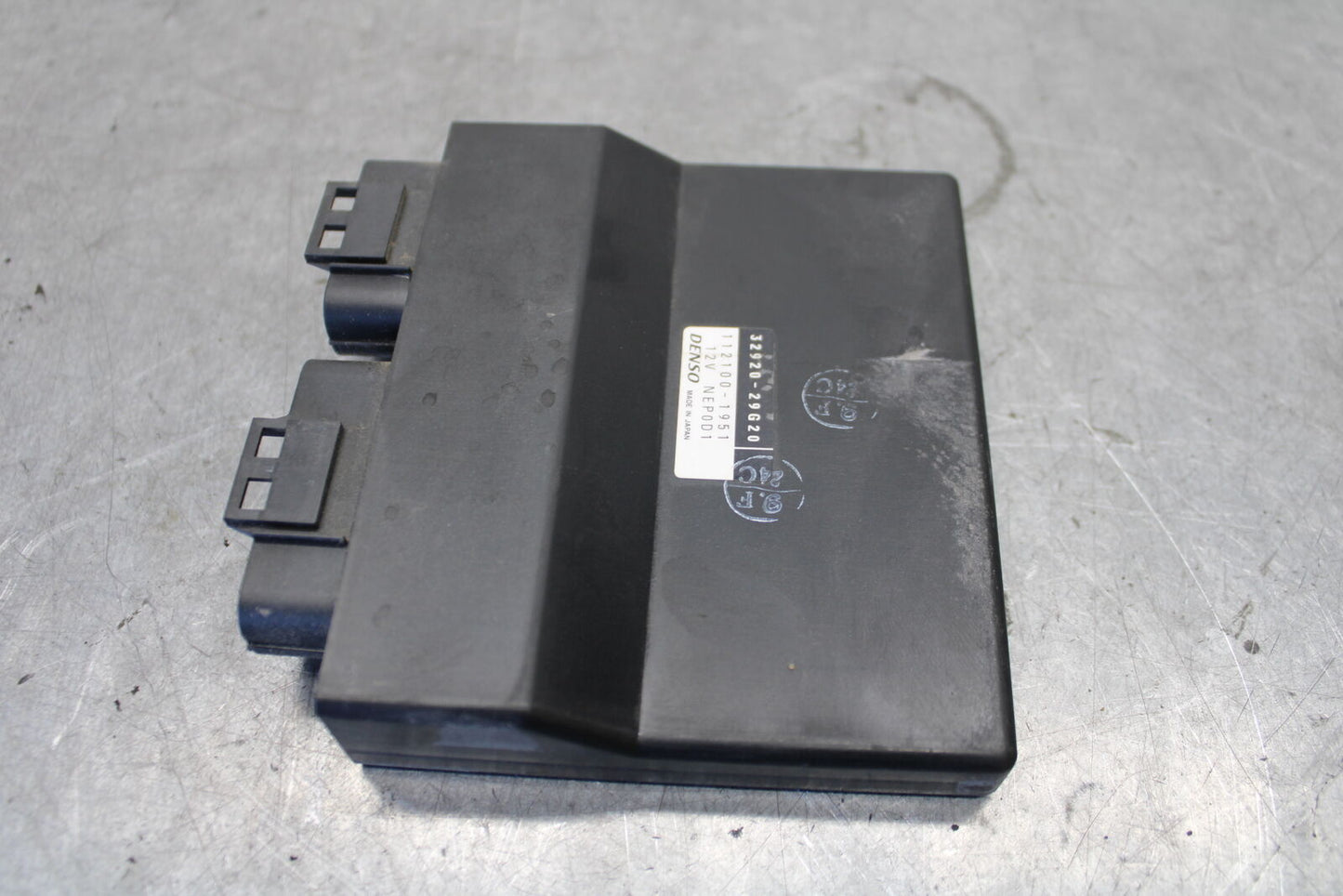 04 SUZUKI GSXR600 ECU CONTROLLER UNIT BLACK BOX ECM CDI 32920-29G20 BB676