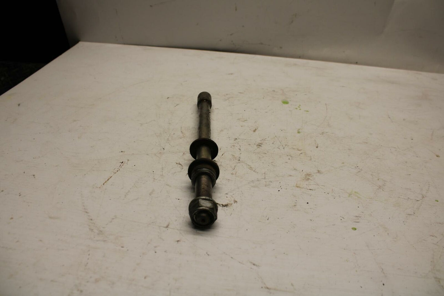 00-07 HONDA SHADOW SABRE 1100 REAR AXLE BACK WHEEL RIM PIVOT BOLT AXEL BB350