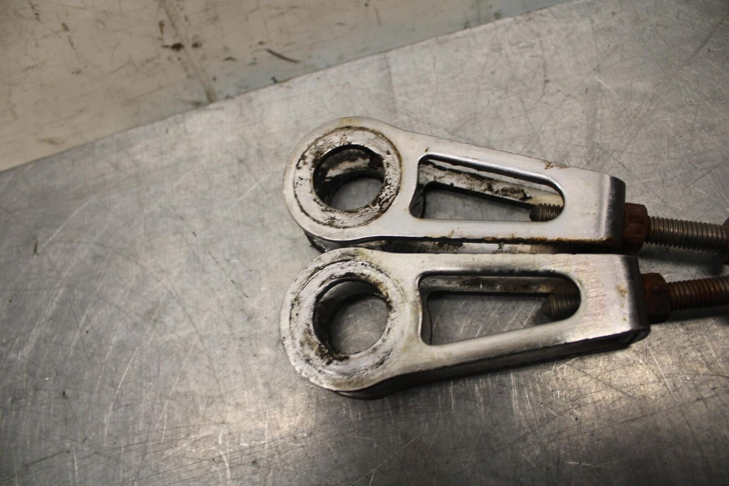 1984 Honda Interceptor 750 VF750F CHAIN TENSIONER ADJUSTMENT BRACKETS BB38