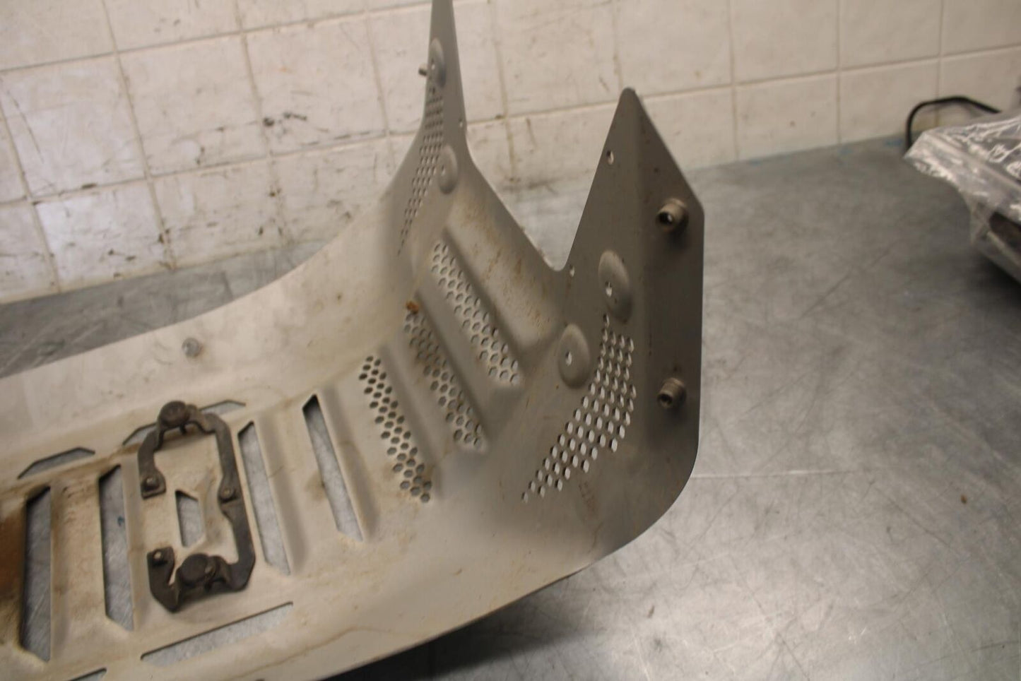 22 KTM 890 ADVENTURE LOWER ENGINE COWL GUARD BB514